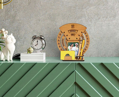 Eco-Friendly Round Calendar with Custom Photo Options | The Eco-Friendly Round Calendar | Perfect for Corporate Gifting